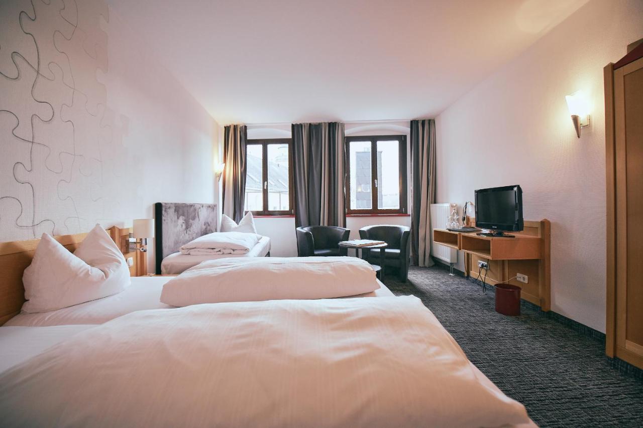 Hotel Roter Hahn Regensburg Ngoại thất bức ảnh