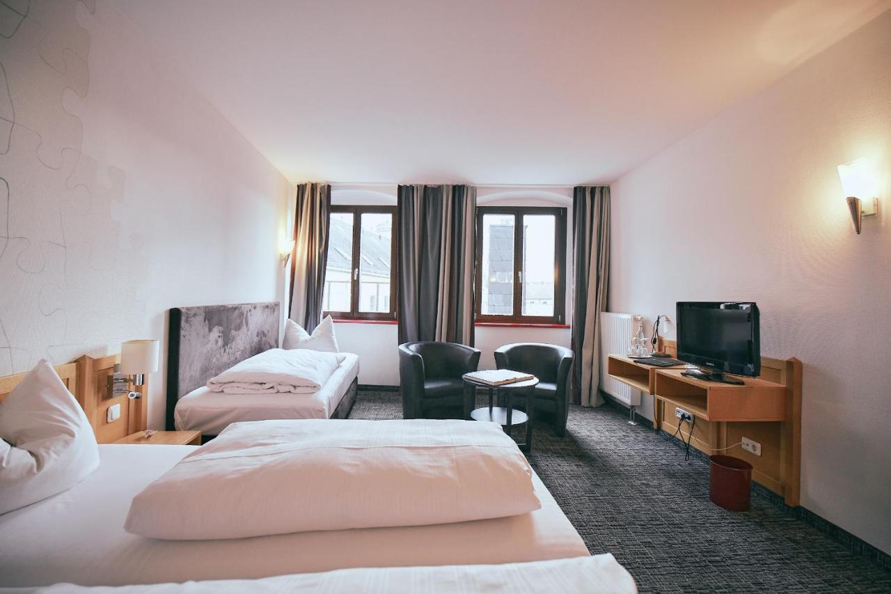 Hotel Roter Hahn Regensburg Ngoại thất bức ảnh