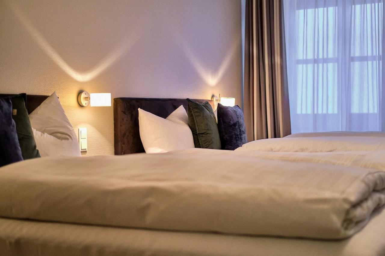 Hotel Roter Hahn Regensburg Ngoại thất bức ảnh