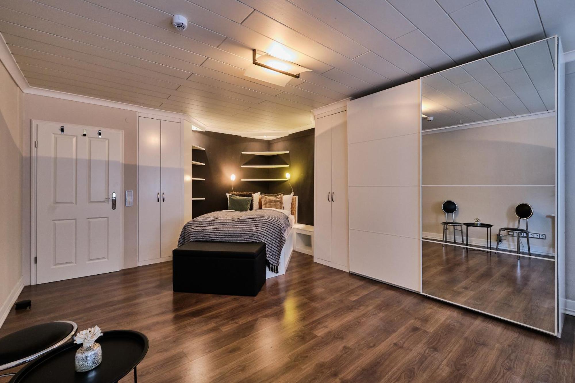 Hotel Roter Hahn Regensburg Ngoại thất bức ảnh